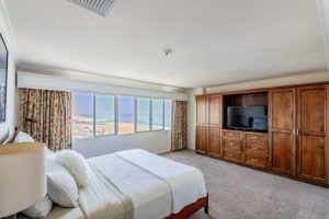 Master bedroom Santa Monica ocean view apartment